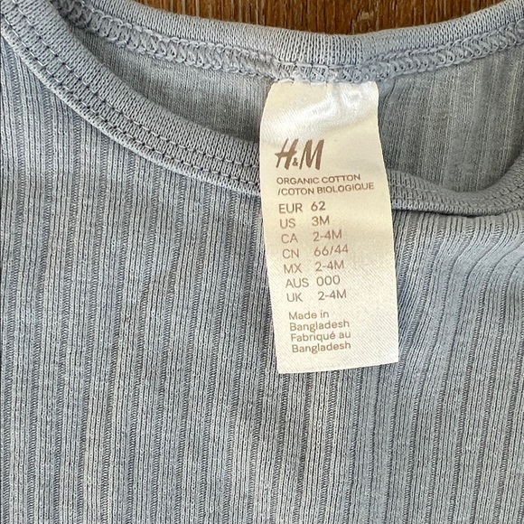 H&M Light Gray Ribbed Baby Set - Picture 2 of 9